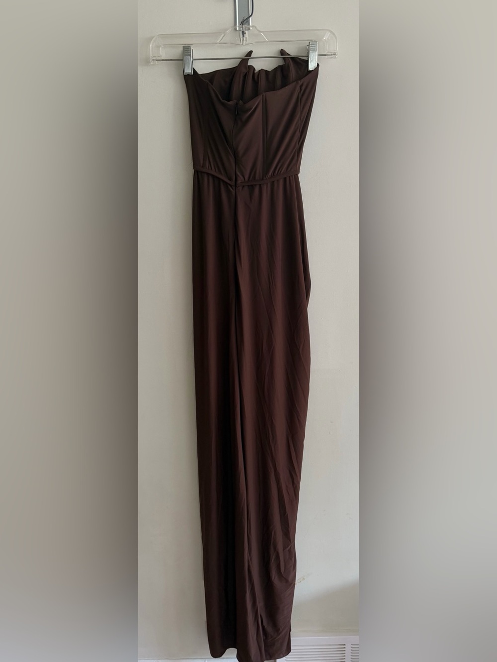 Pearl Gown in Dark Brown
Deme by Gabriella - Picture 3 of 4